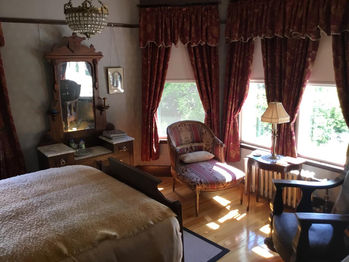 Auberge Taylor Manor Сен-Жорж Екстер'єр фото