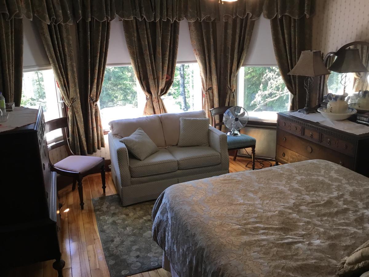 Auberge Taylor Manor Сен-Жорж Екстер'єр фото